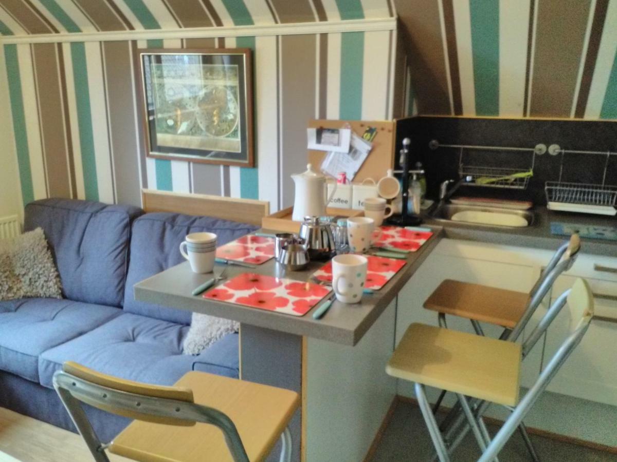 Kells Roadside Apartment Hamnavoe Bagian luar foto