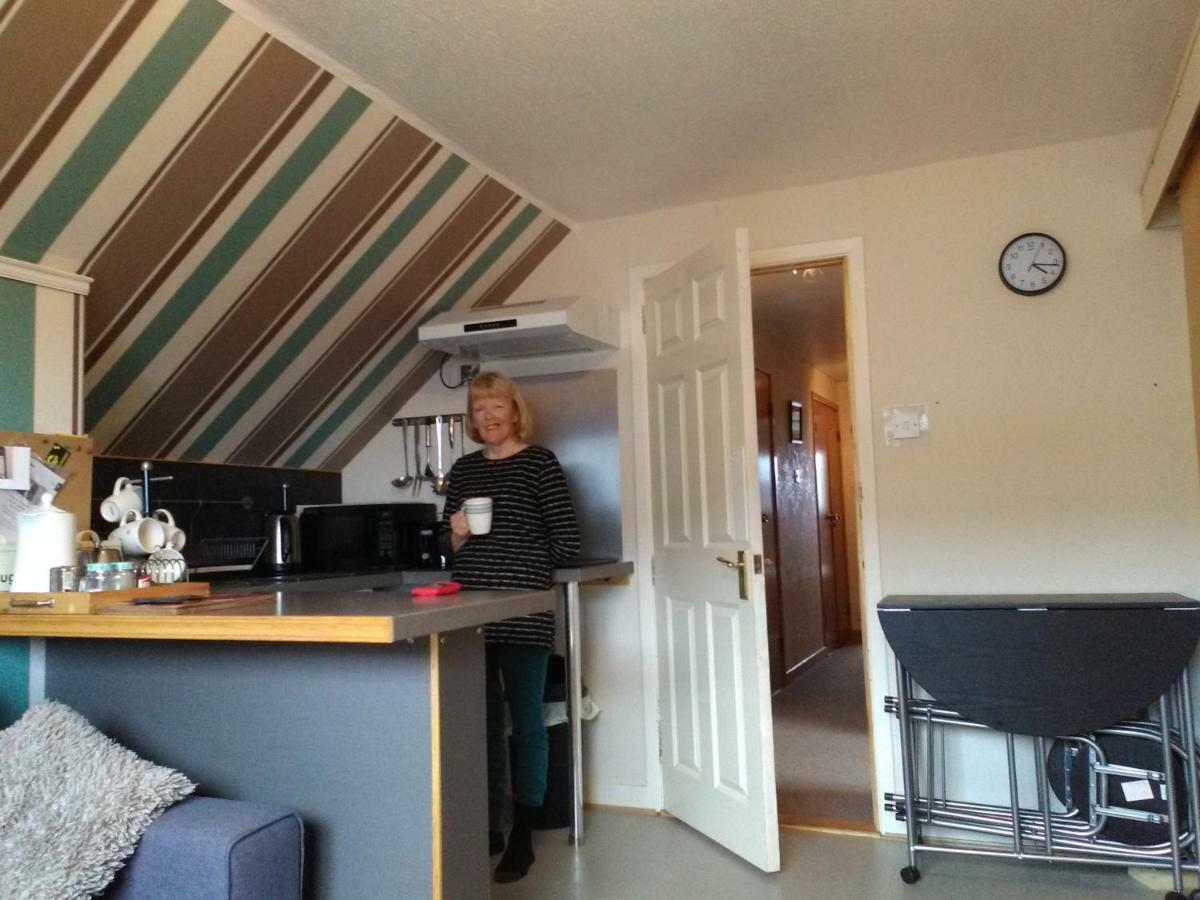 Kells Roadside Apartment Hamnavoe Bagian luar foto